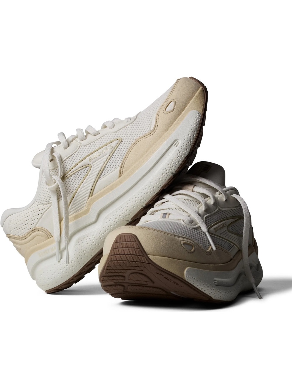 Brooks Ghost Max cream & beige sneaker! - Picture 6 of 6